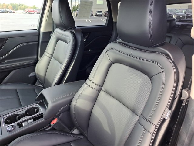 New 2026 Lincoln Corsair Premiere image 7