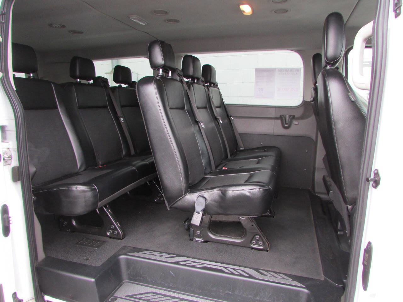 Used 2020 Ford Transit 150 XL image 5