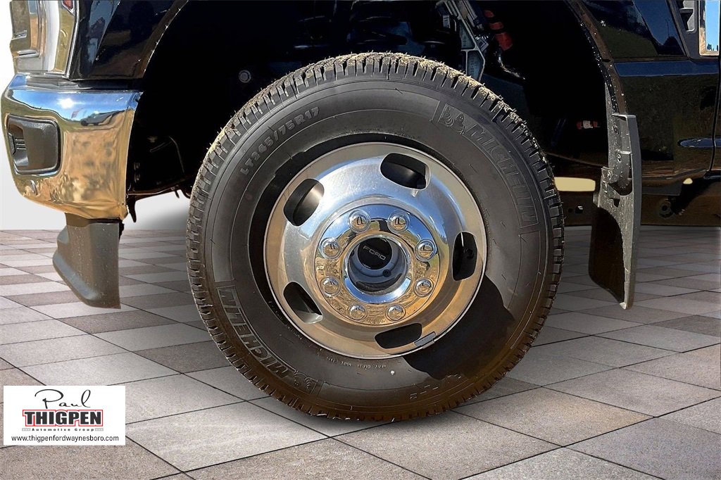 New 2026 Ford F350 King Ranch w/ Chrome Package image 11