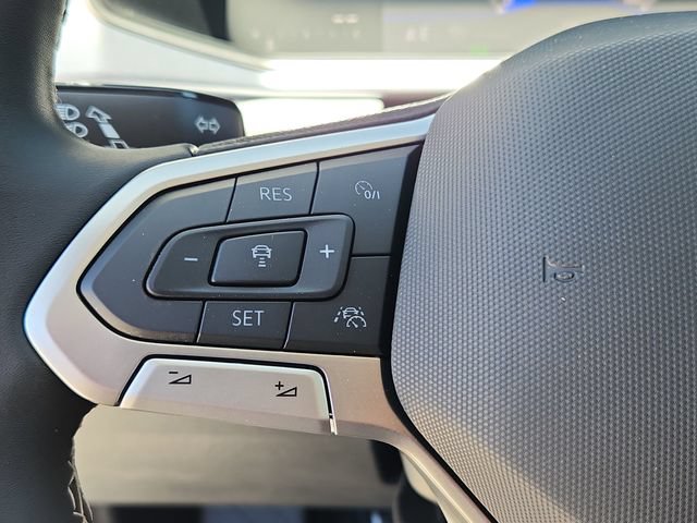 New 2026 Volkswagen Taos SE AWD/4WD image 11