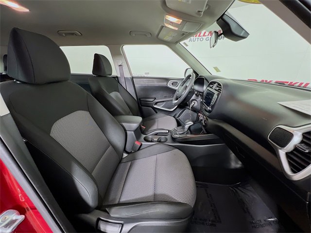Used 2023 Kia Soul LX w/ LX Technology Package image 35