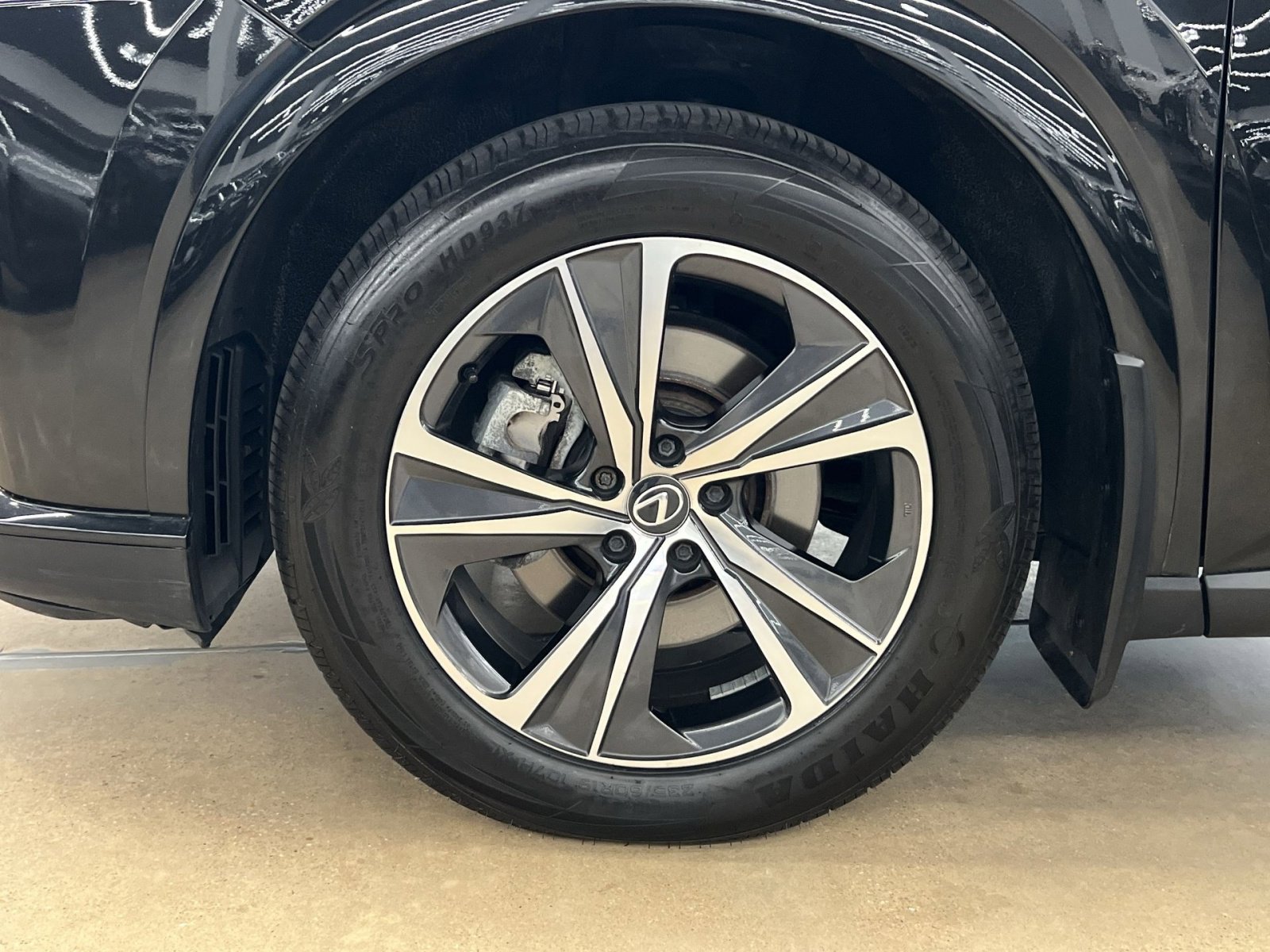 Used 2024 Lexus RX 350 Premium image 12