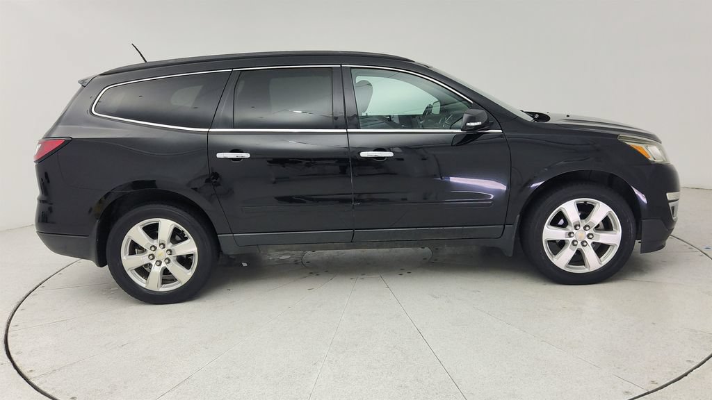 Used 2017 Chevrolet Traverse Premier FWD image 32