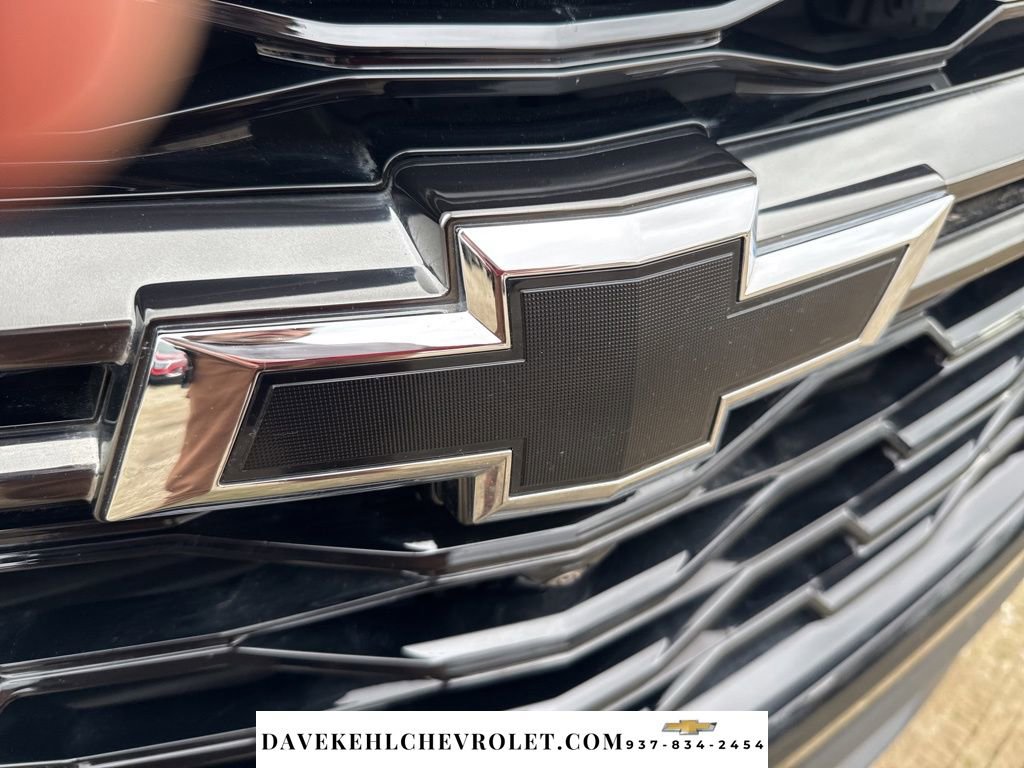 Used 2023 Chevrolet Traverse Premier w/ Redline Edition image 38