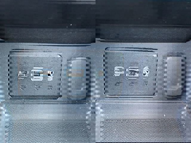 Certified 2024 GMC Terrain SLE image 19