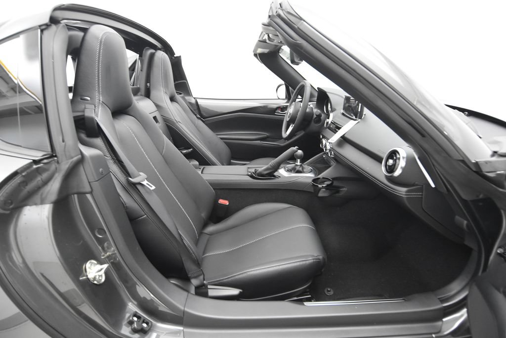 New 2026 MAZDA MX-5 Miata RF Grand Touring w/ Appearance Package RWD image 26