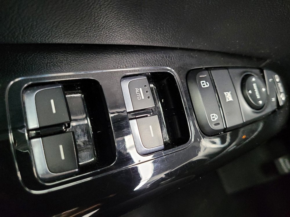 Used 2017 Kia Sportage SX image 27