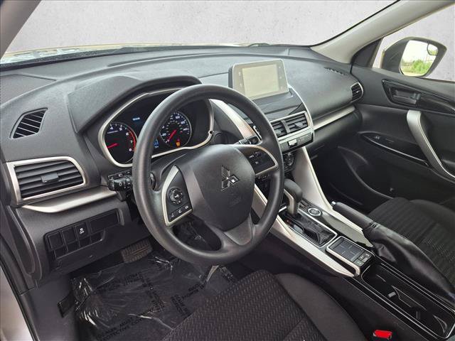 Used 2020 Mitsubishi Eclipse Cross LE AWD/4WD image 15