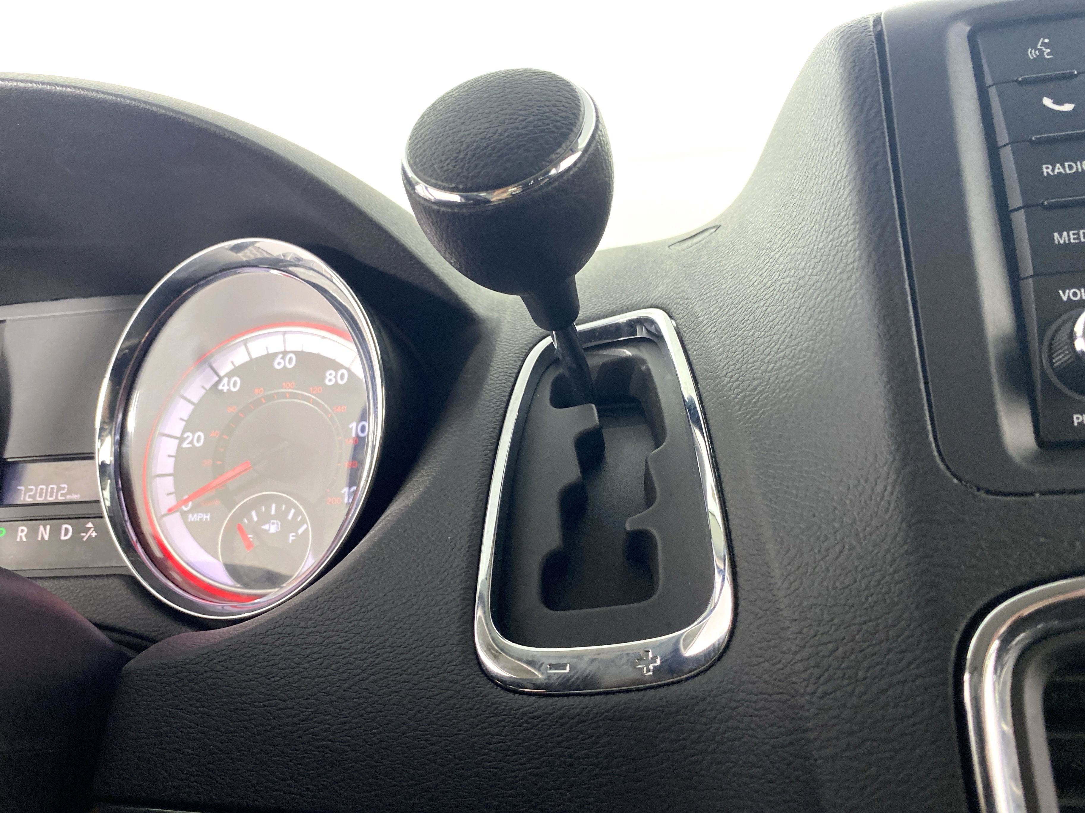 Used 2018 Dodge Grand Caravan SE w/ UConnect Hands-Free Group FWD image 24