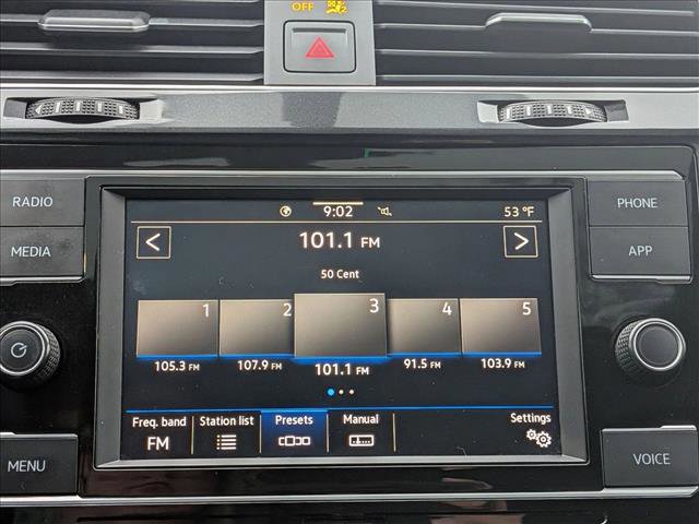 Used 2021 Volkswagen Golf 4-Door image 13