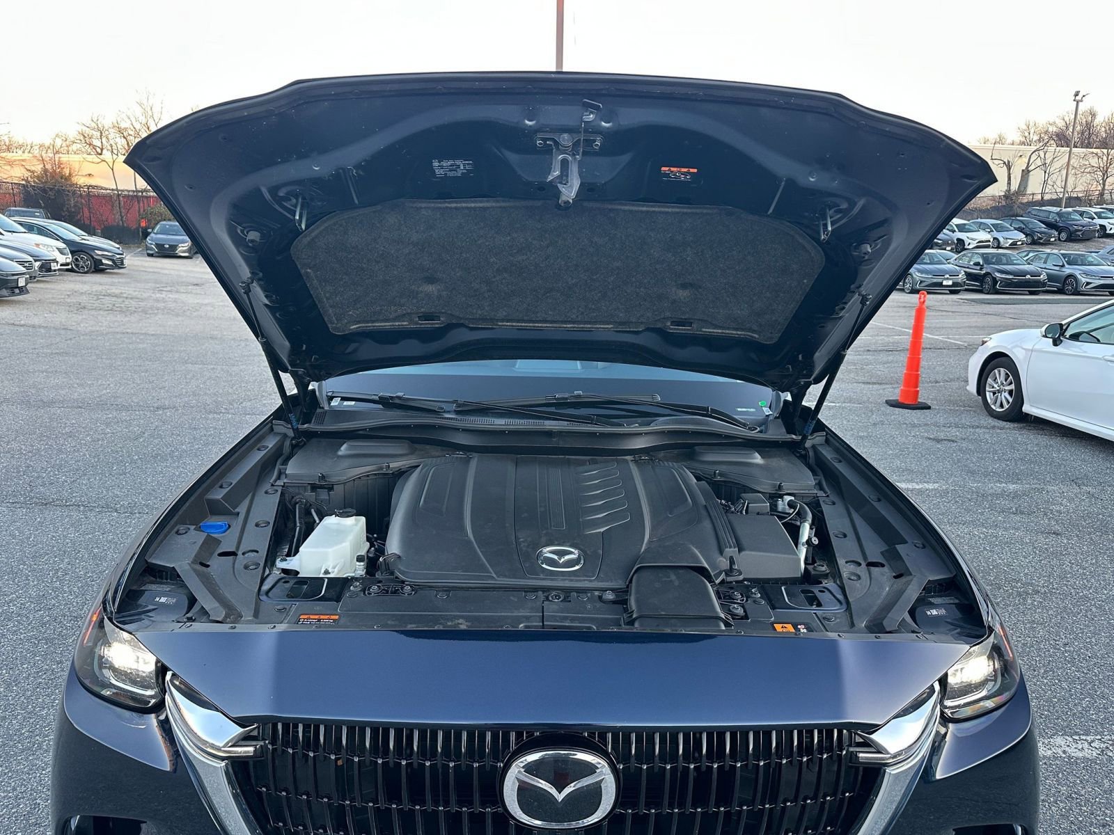 Used 2025 MAZDA CX-90 3.3 Turbo w/ Preferred Package image 32