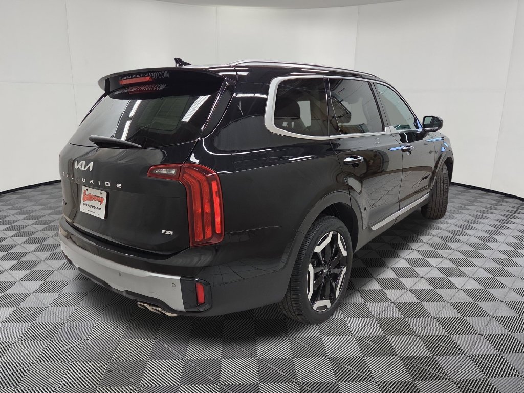 Used 2024 Kia Telluride S w/ S Sunroof Package AWD/4WD image 4