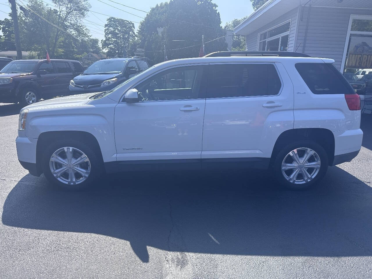 Used 2017 GMC Terrain SLE w/ Convenience Package AWD/4WD image 10
