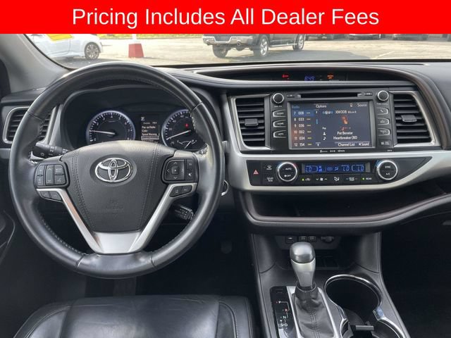 Used 2017 Toyota Highlander XLE FWD image 15