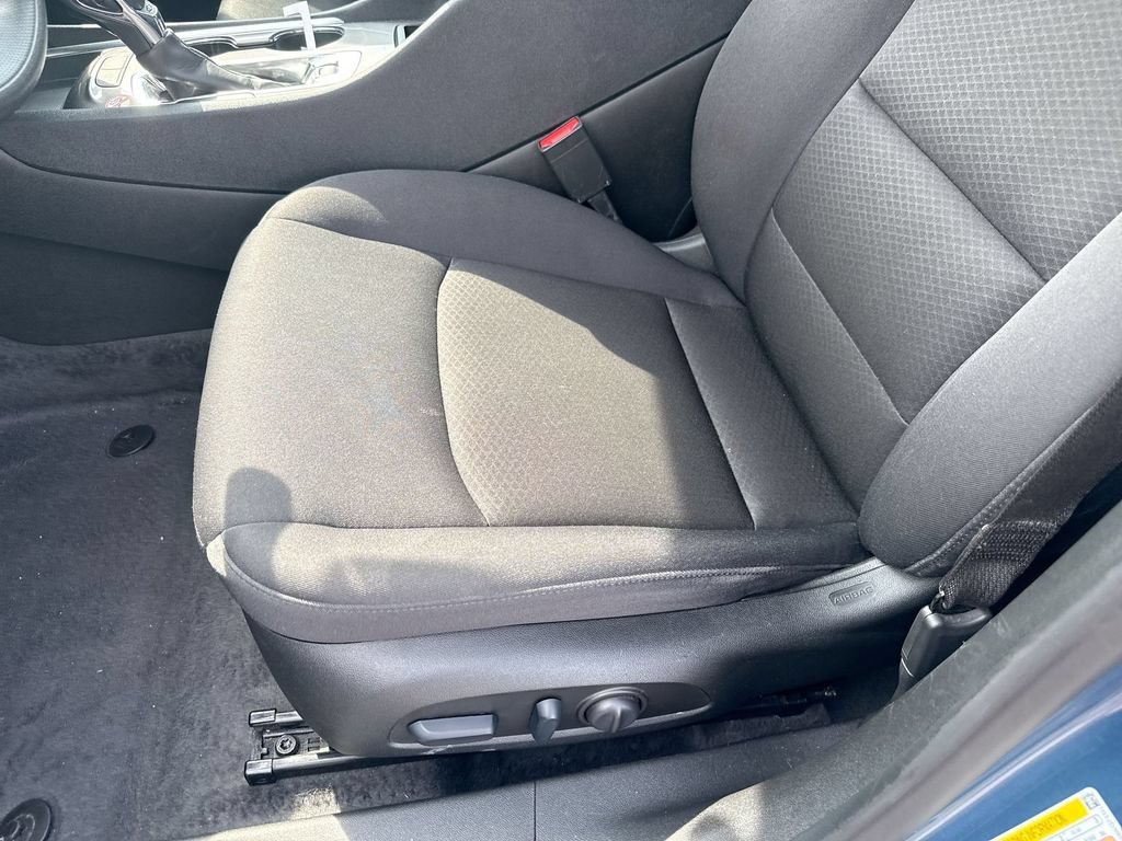 Used 2025 Chevrolet Malibu LT FWD image 22