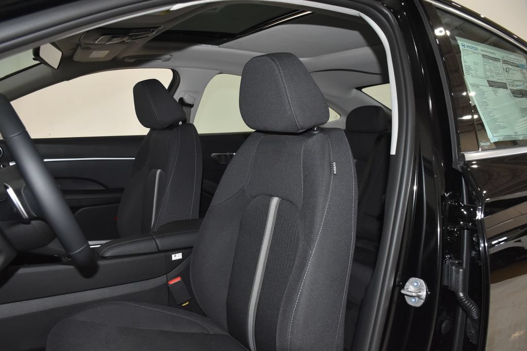 New 2026 Hyundai Sonata SEL FWD image 27