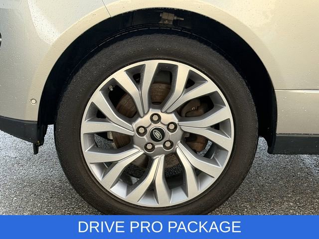 Used 2019 Land Rover Range Rover HSE AWD/4WD image 4