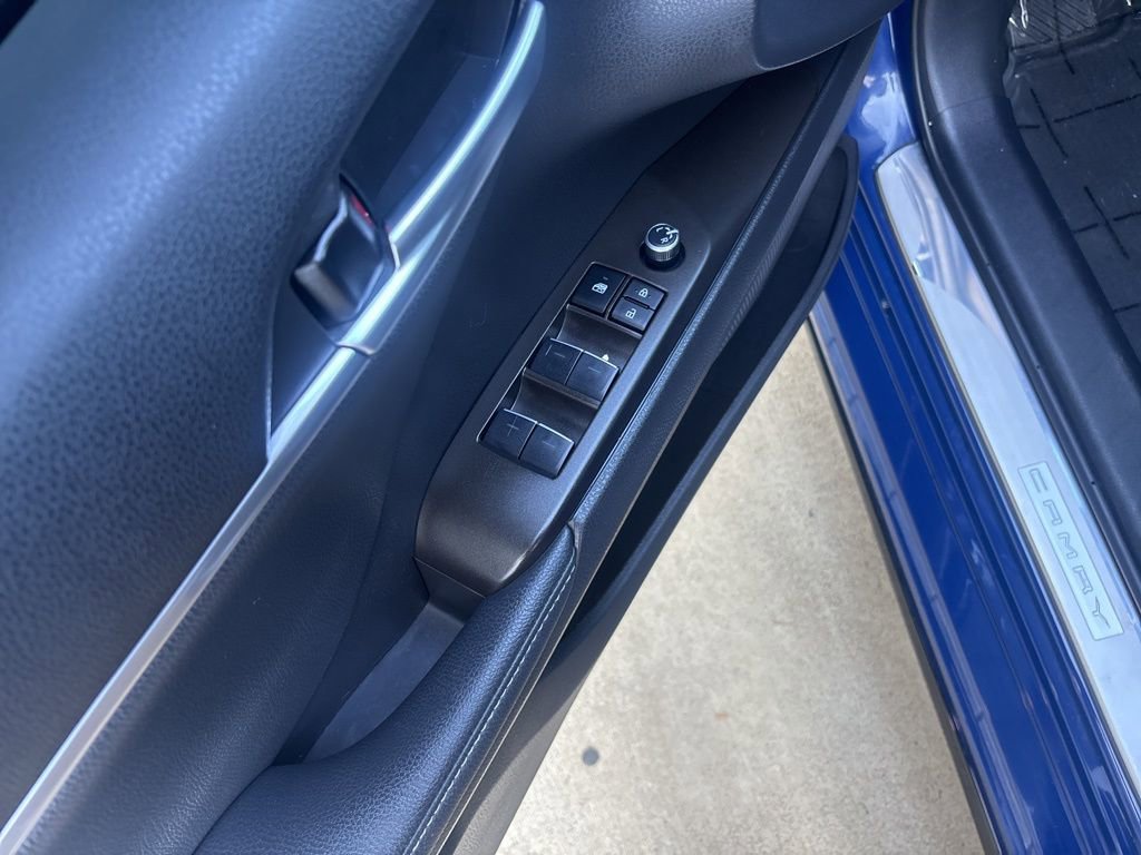 Used 2024 Toyota Camry XSE image 26