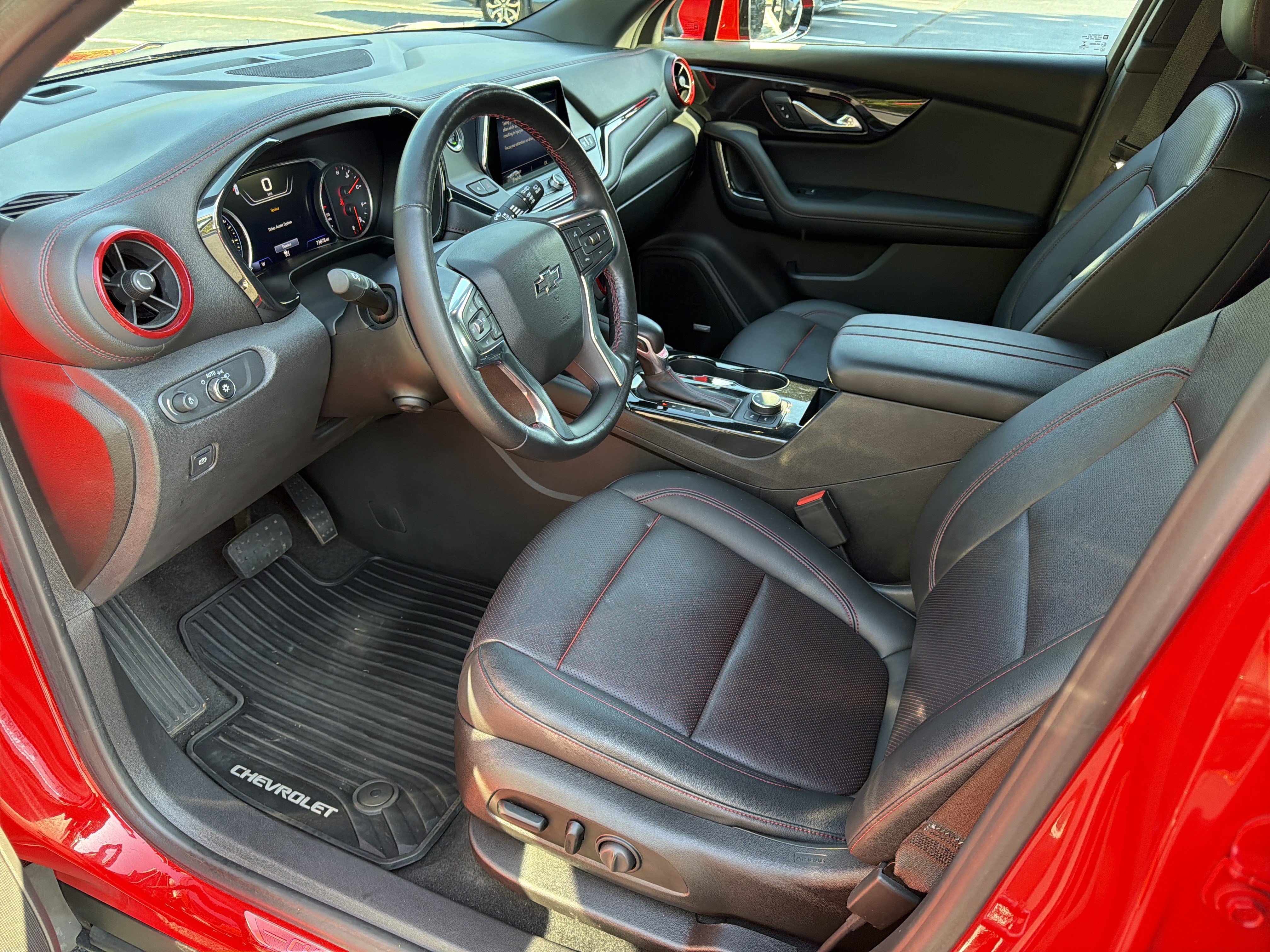 Used 2021 Chevrolet Blazer RS w/ Enhanced Convenience Package FWD image 9