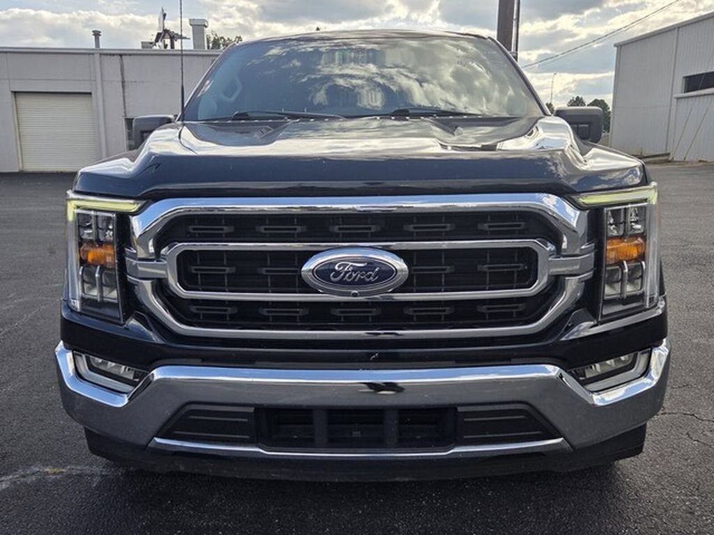 Used 2022 Ford F150 XLT w/ Equipment Group 302A High RWD image 2