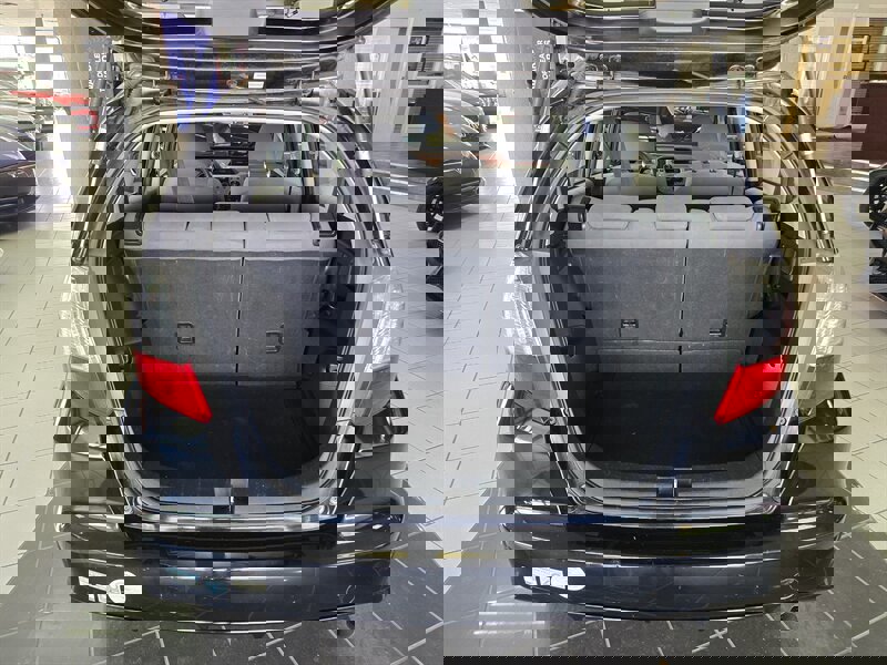 Used 2010 Honda Fit image 24