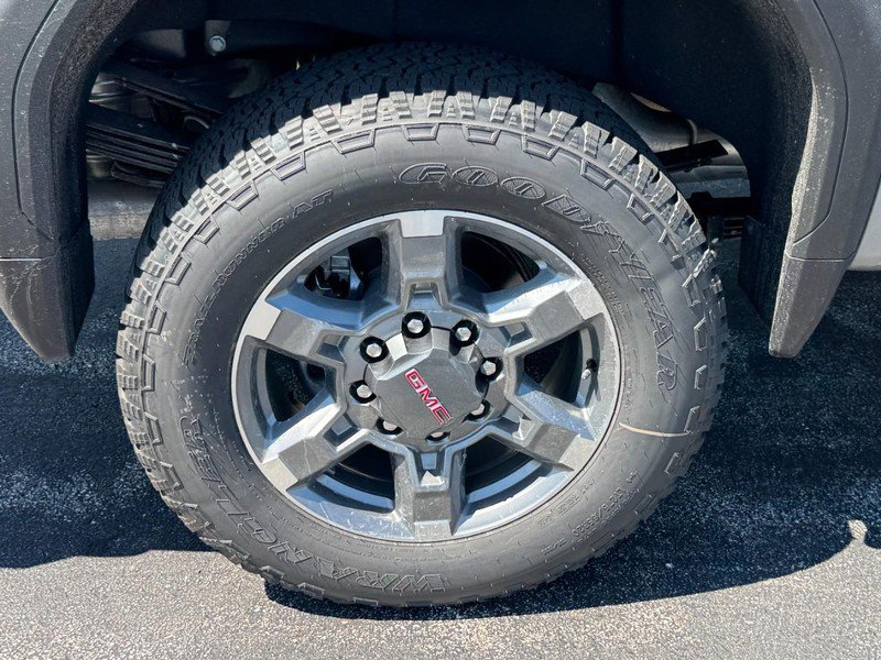 New 2026 GMC Sierra 2500 SLT w/ Max Trailering Package AWD/4WD image 22