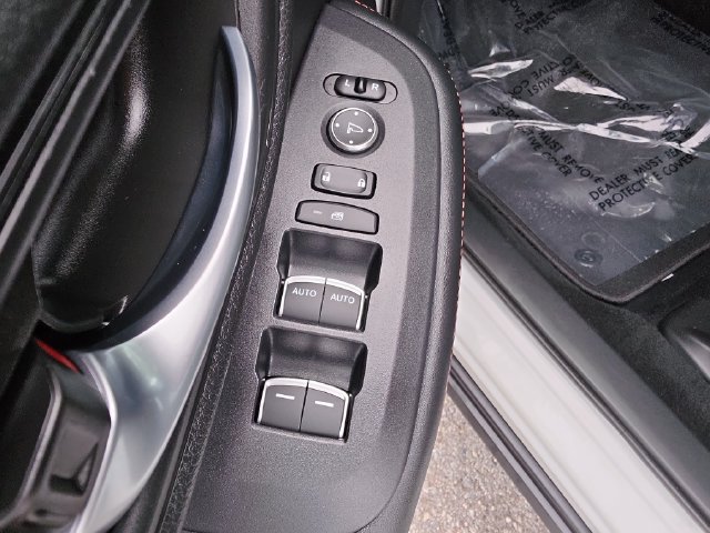 Used 2025 Honda HR-V Sport image 17