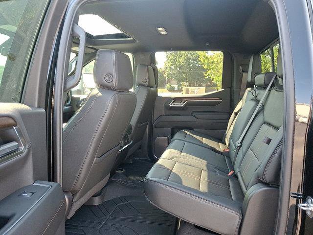 Used 2024 Chevrolet Silverado 1500 High Country w/ High Country Premium Package image 10