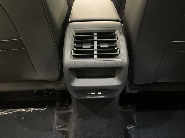 New 2026 Volkswagen Tiguan SE R-Line image 25