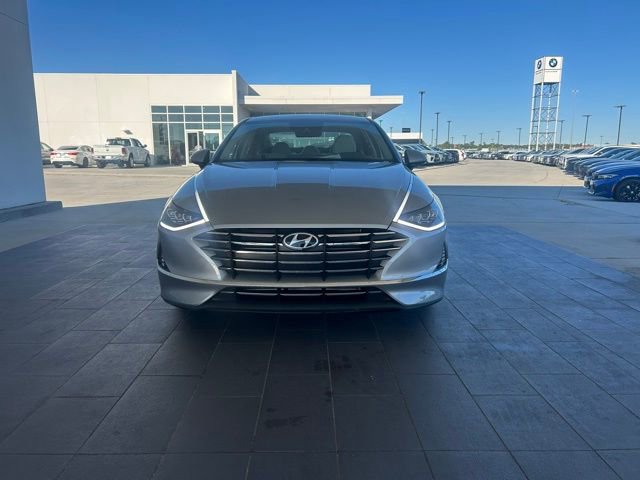Used 2023 Hyundai Sonata SE image 2
