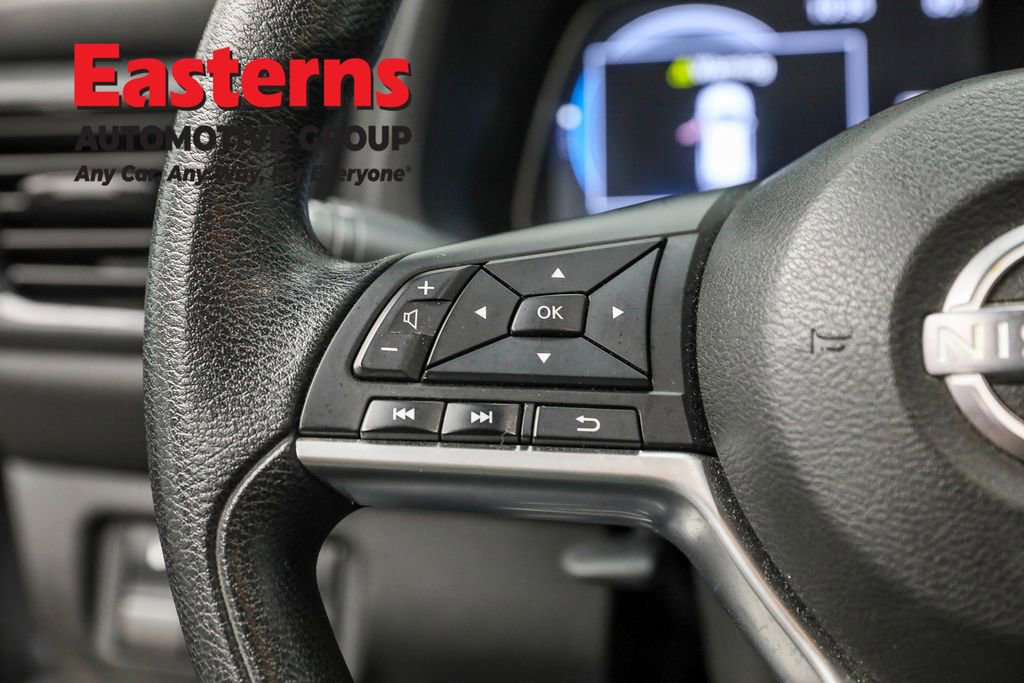 Used 2023 Nissan Leaf S image 15