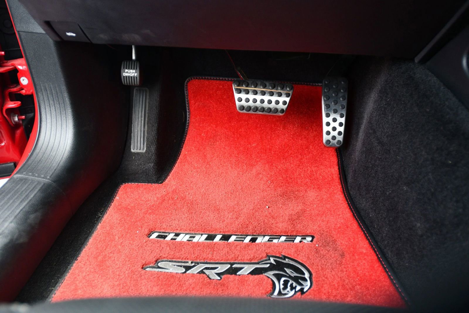 Used 2016 Dodge Challenger SRT Hellcat RWD image 23