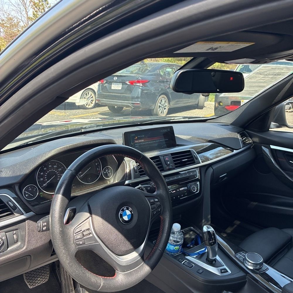 Used 2017 BMW 330e image 7