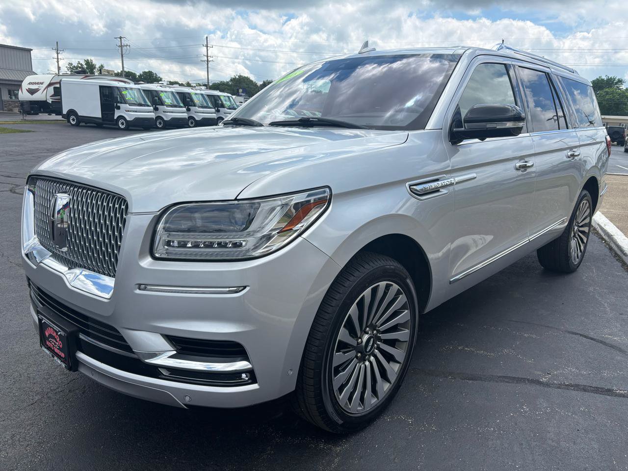 Used 2018 Lincoln Navigator L Reserve w/ Technology Package AWD/4WD image 7
