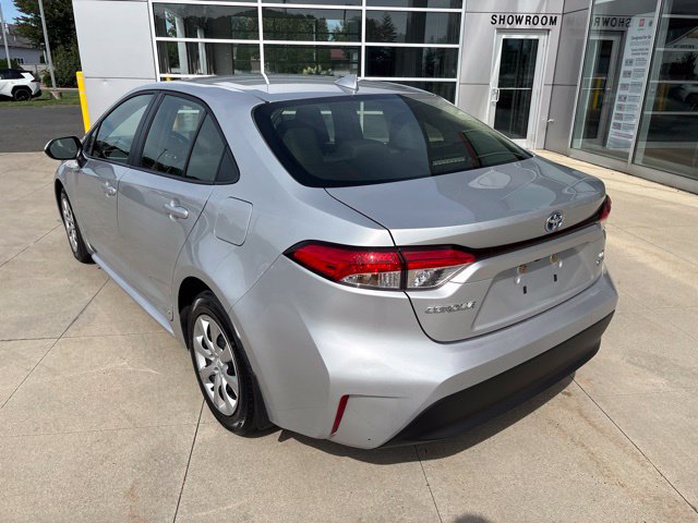 Used 2025 Toyota Corolla LE AWD/4WD image 7