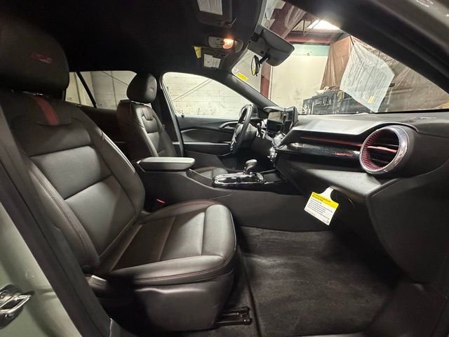 Used 2024 Chevrolet Trax RS w/ Driver Confidence Package image 32