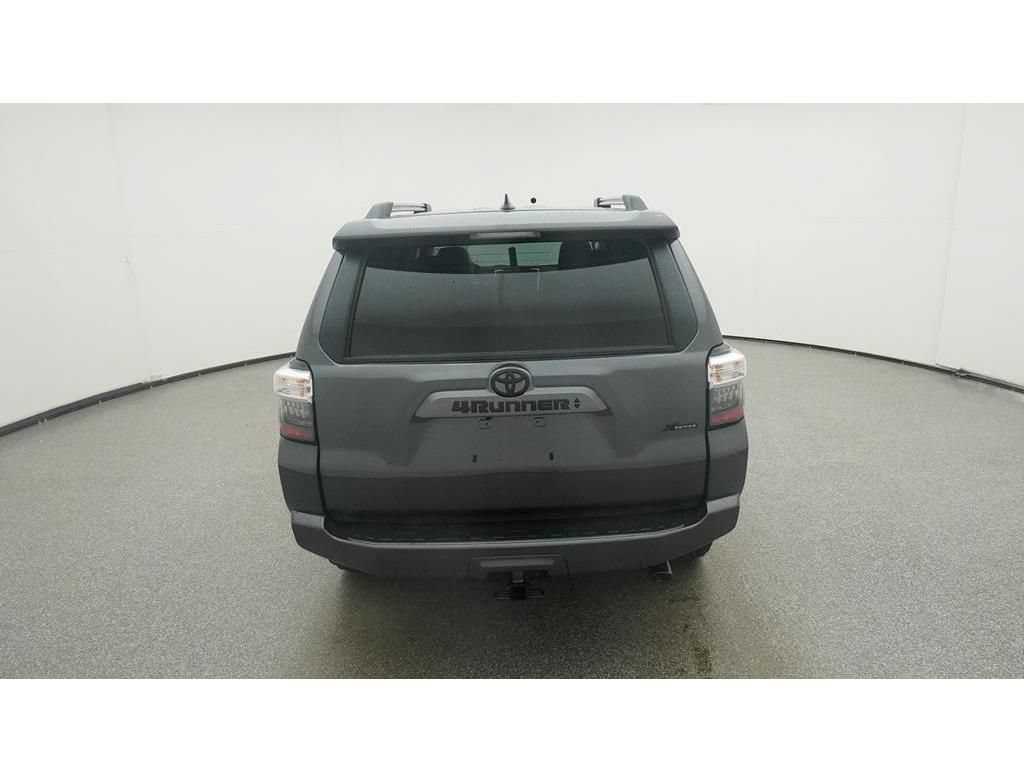 New 2023 Toyota 4Runner SR5 Premium w/ Moonroof Package AWD/4WD image 7