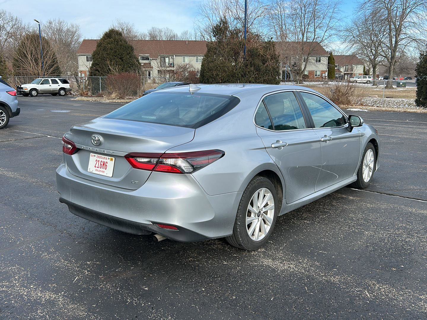 Used 2024 Toyota Camry LE image 5