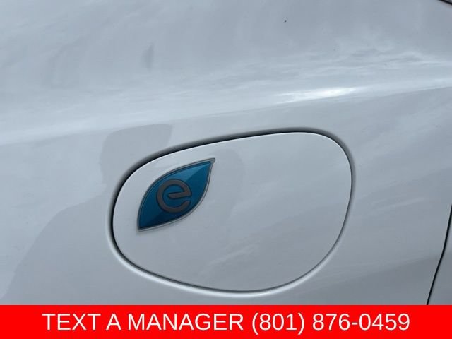 Used 2024 Chrysler Pacifica Limited FWD image 10