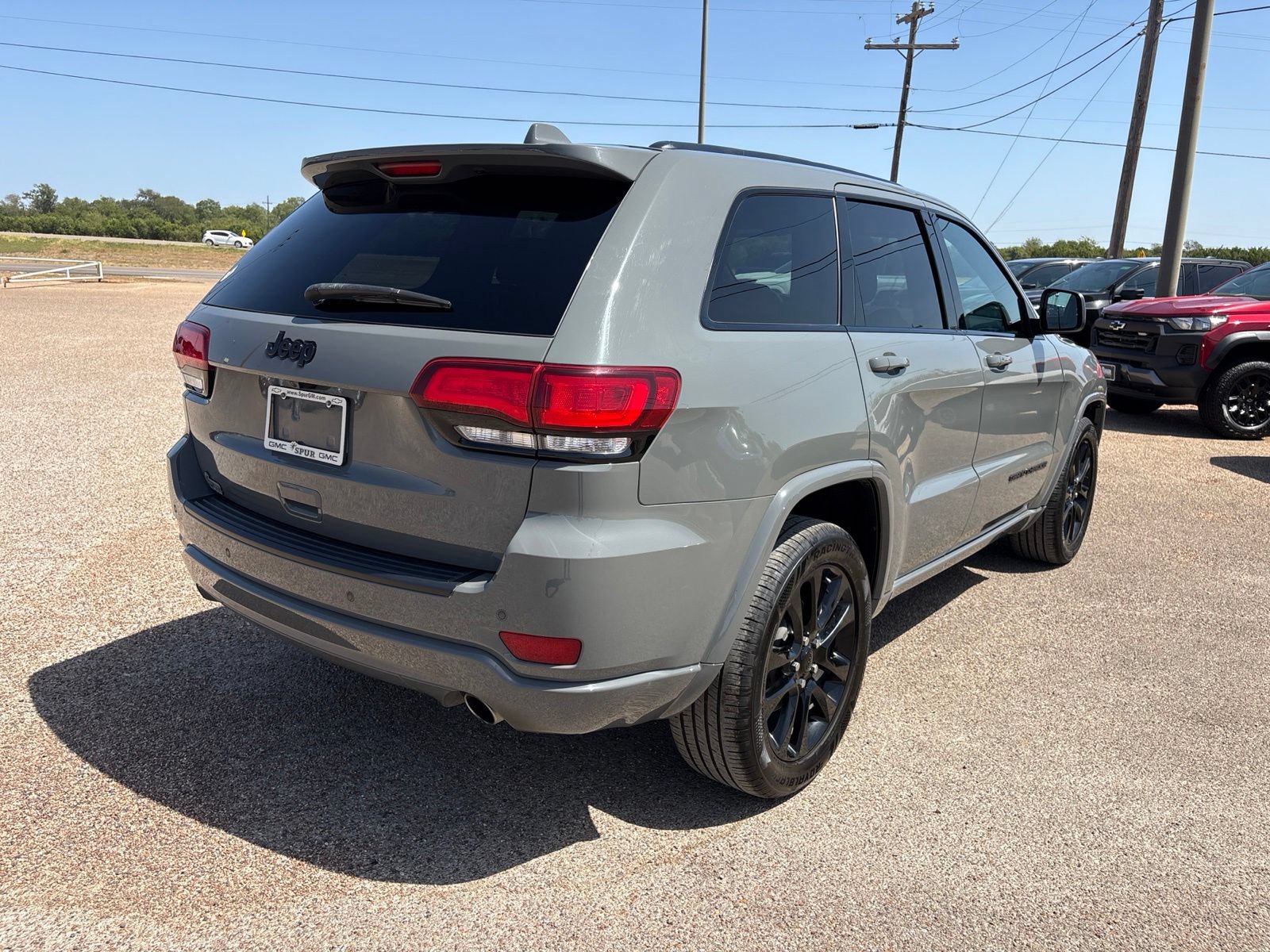 Used 2021 Jeep Grand Cherokee Laredo X RWD image 6