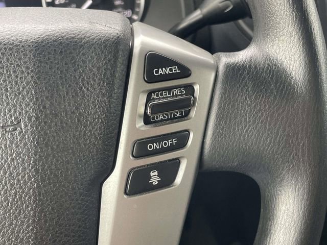 Used 2022 Nissan Titan SV AWD/4WD image 23