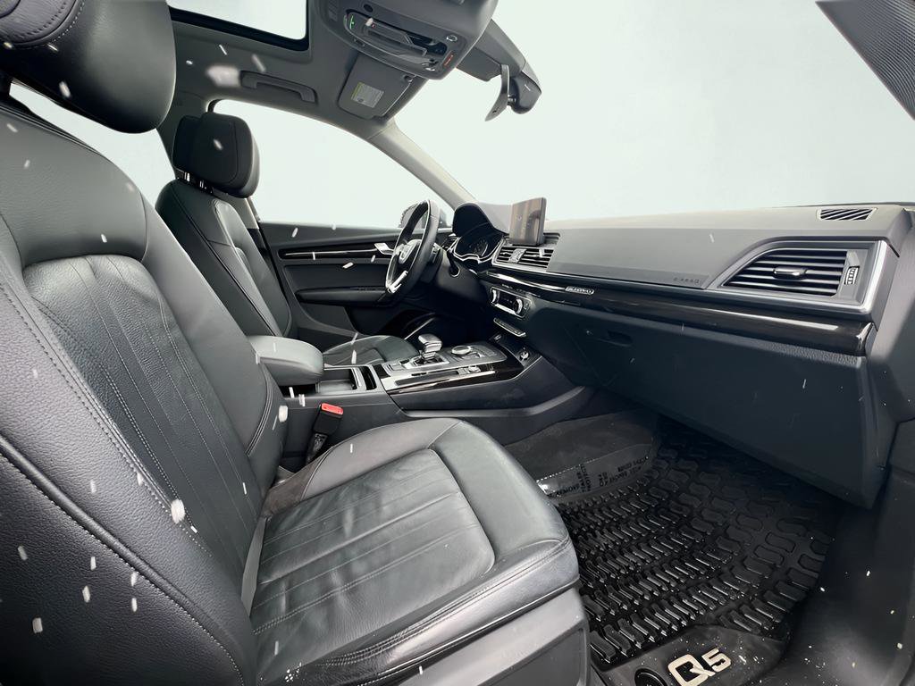 Used 2019 Audi Q5 2.0T Premium w/ Convenience Package image 22