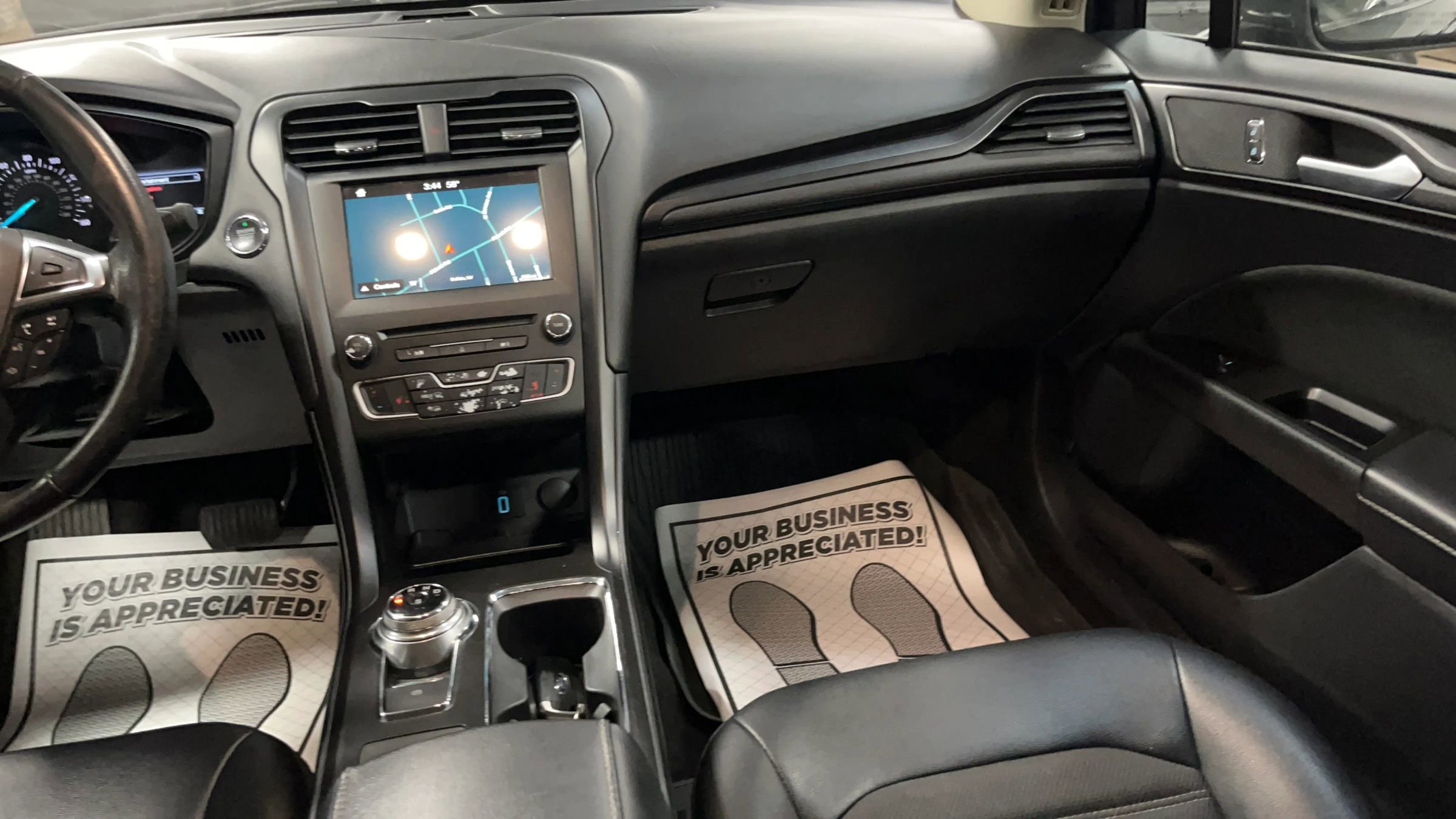 Used 2018 Ford Fusion SE w/ Equipment Group 201A image 22