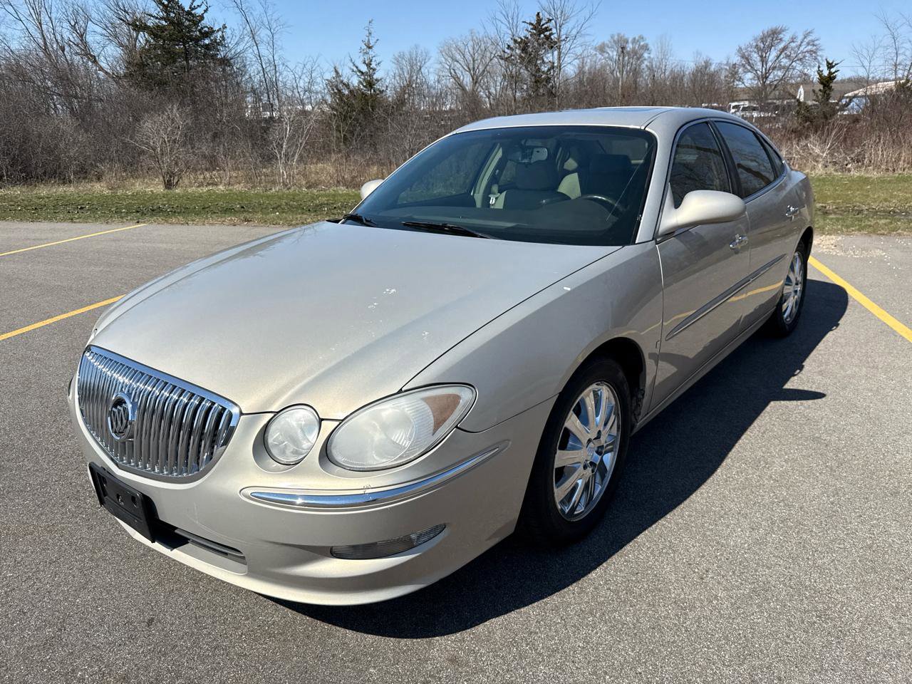 Used 2009 Buick LaCrosse CXL image 1