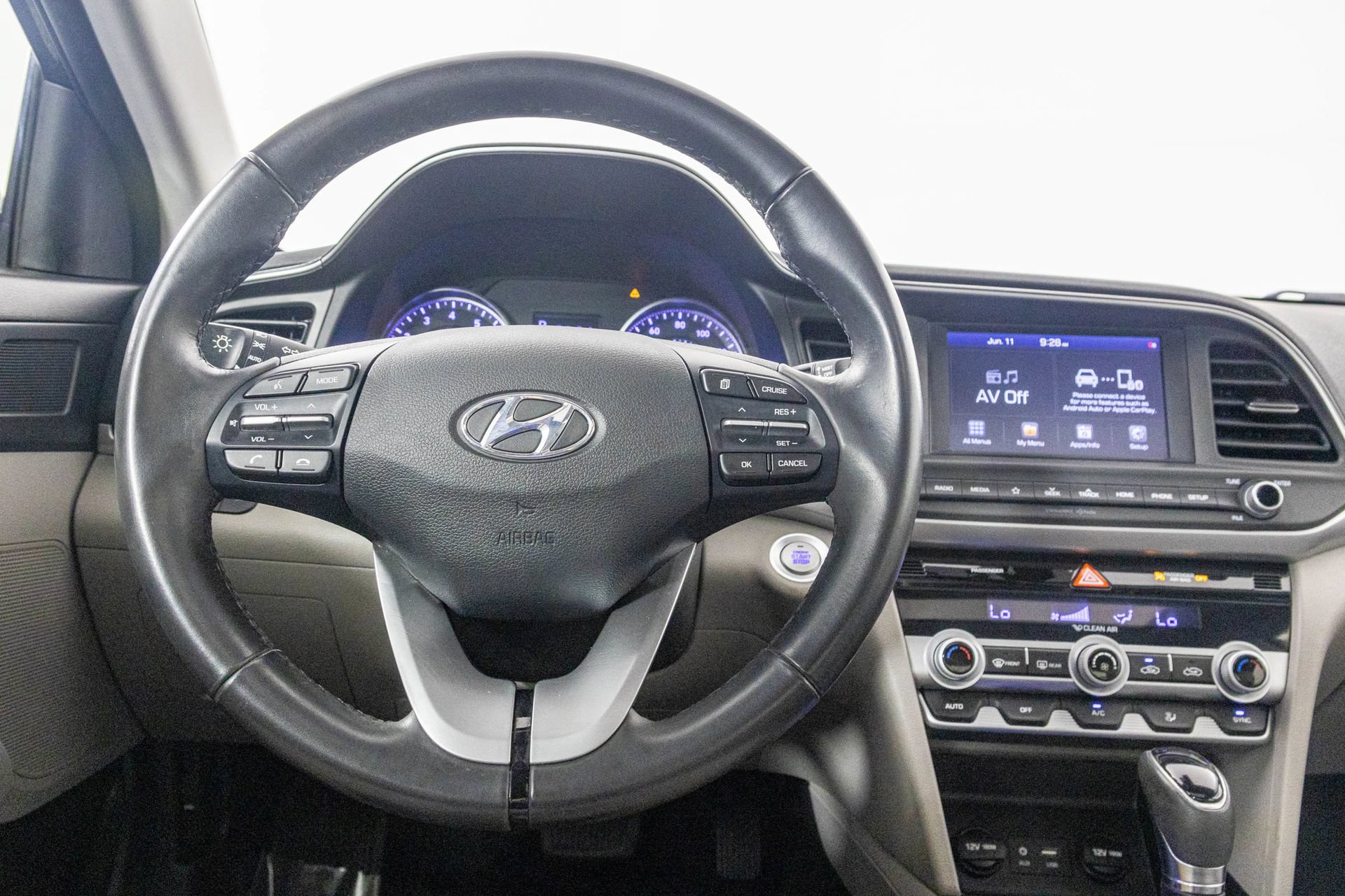 Used 2020 Hyundai Elantra Value Edition FWD image 29