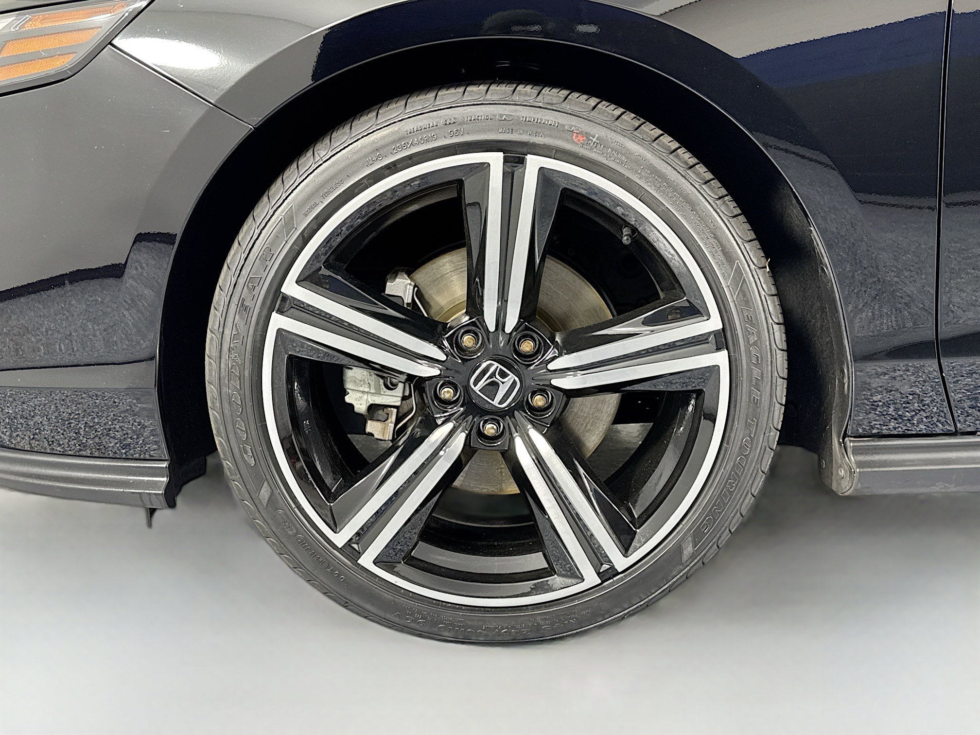 Certified 2023 Honda Accord Sport image 29