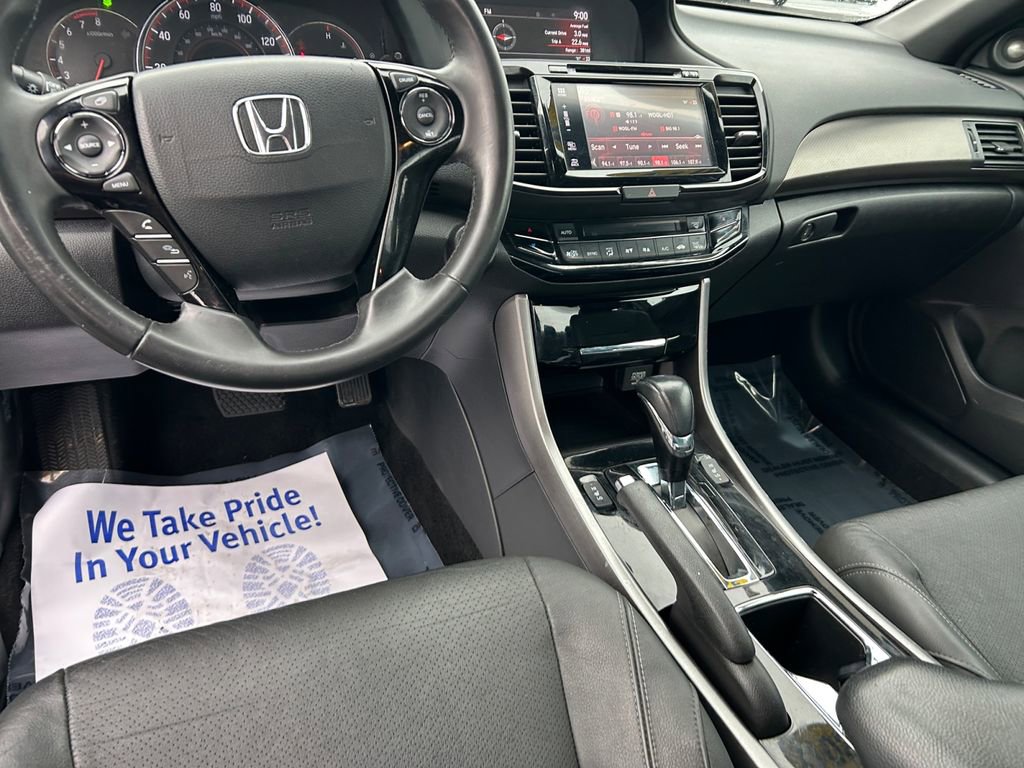 Used 2017 Honda Accord EX-L image 11