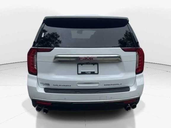 Used 2024 GMC Yukon XL Denali image 7