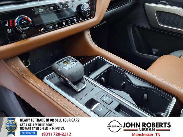 Used 2024 Nissan Pathfinder Platinum w/ Cargo Package image 31