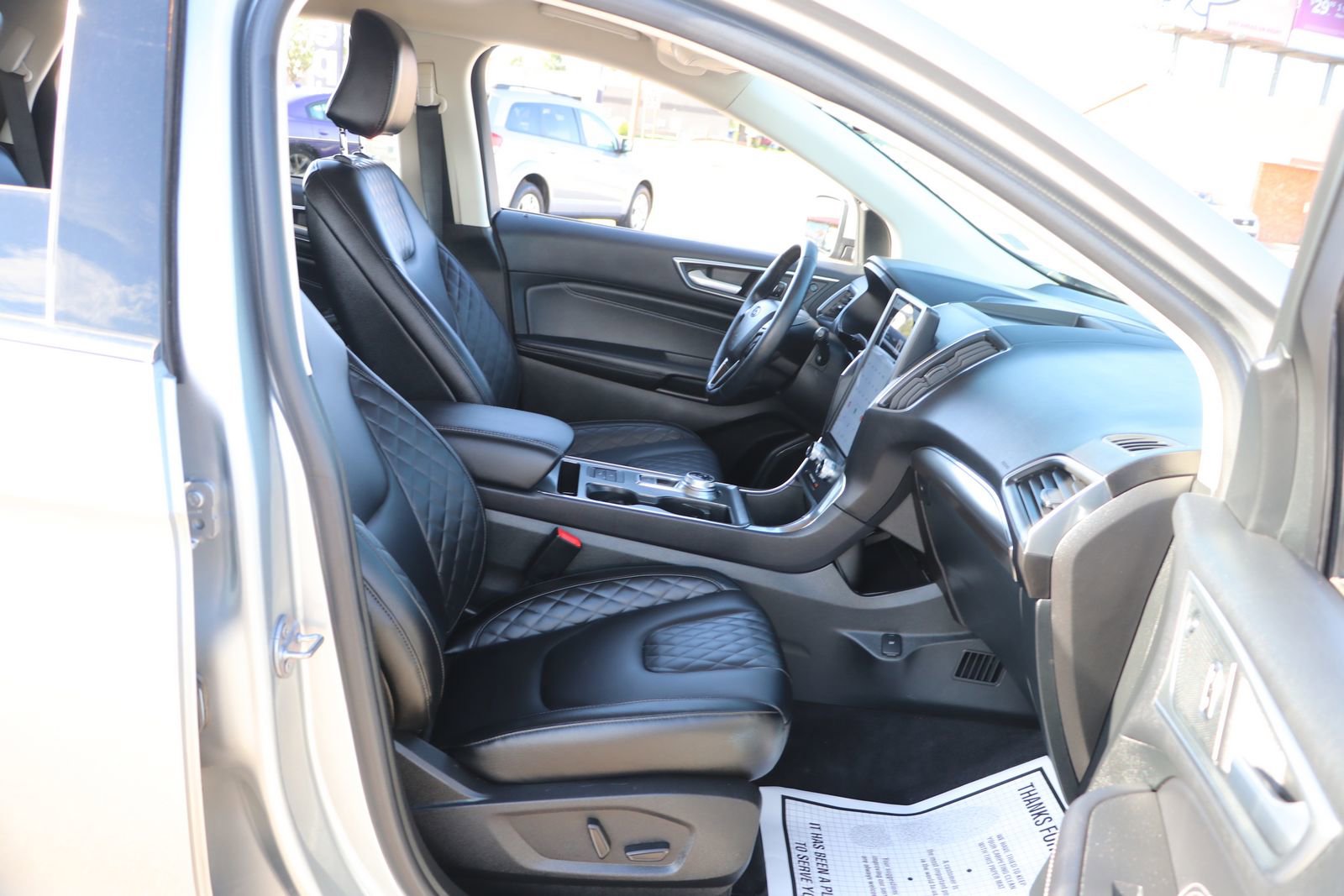 Used 2024 Ford Edge Titanium image 33